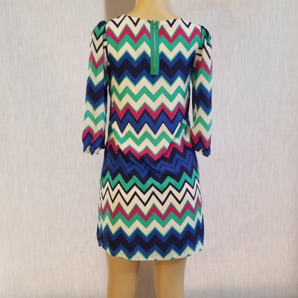 Chevron Patterned Mini Dress - Picture 3 of 3